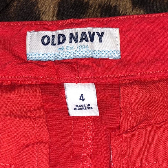 Old navy Red Short Shorts - Picture 3 of 3